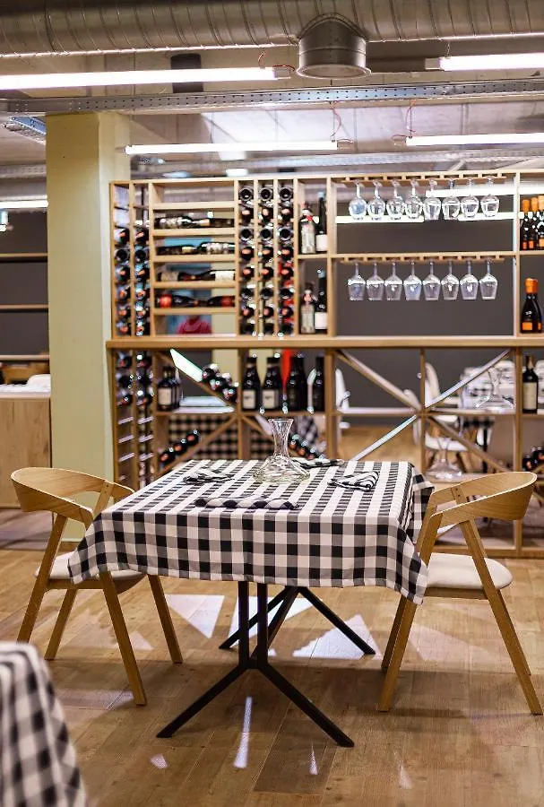 ****  Olivar Hotel Tirana Albania