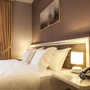 22 3* Tirana
