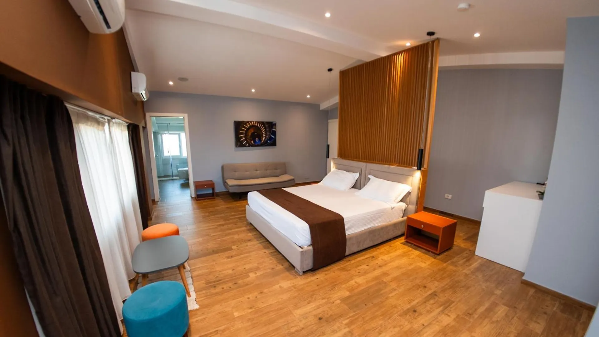 Olivar Hotel Tiran Arnavutluk
