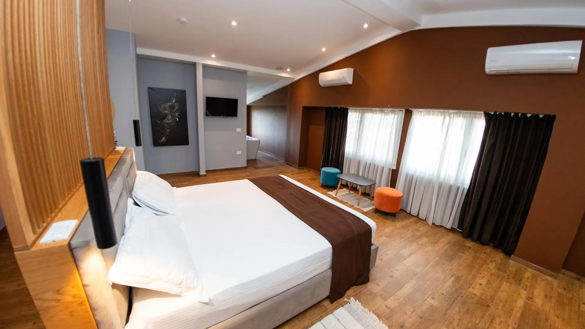 Olivar Hotel Tiran 4*,  Arnavutluk