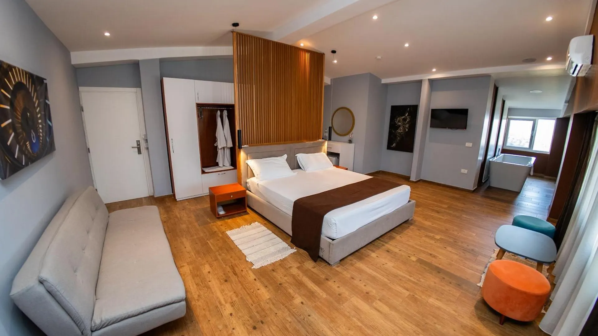 Olivar Hotel Tiran