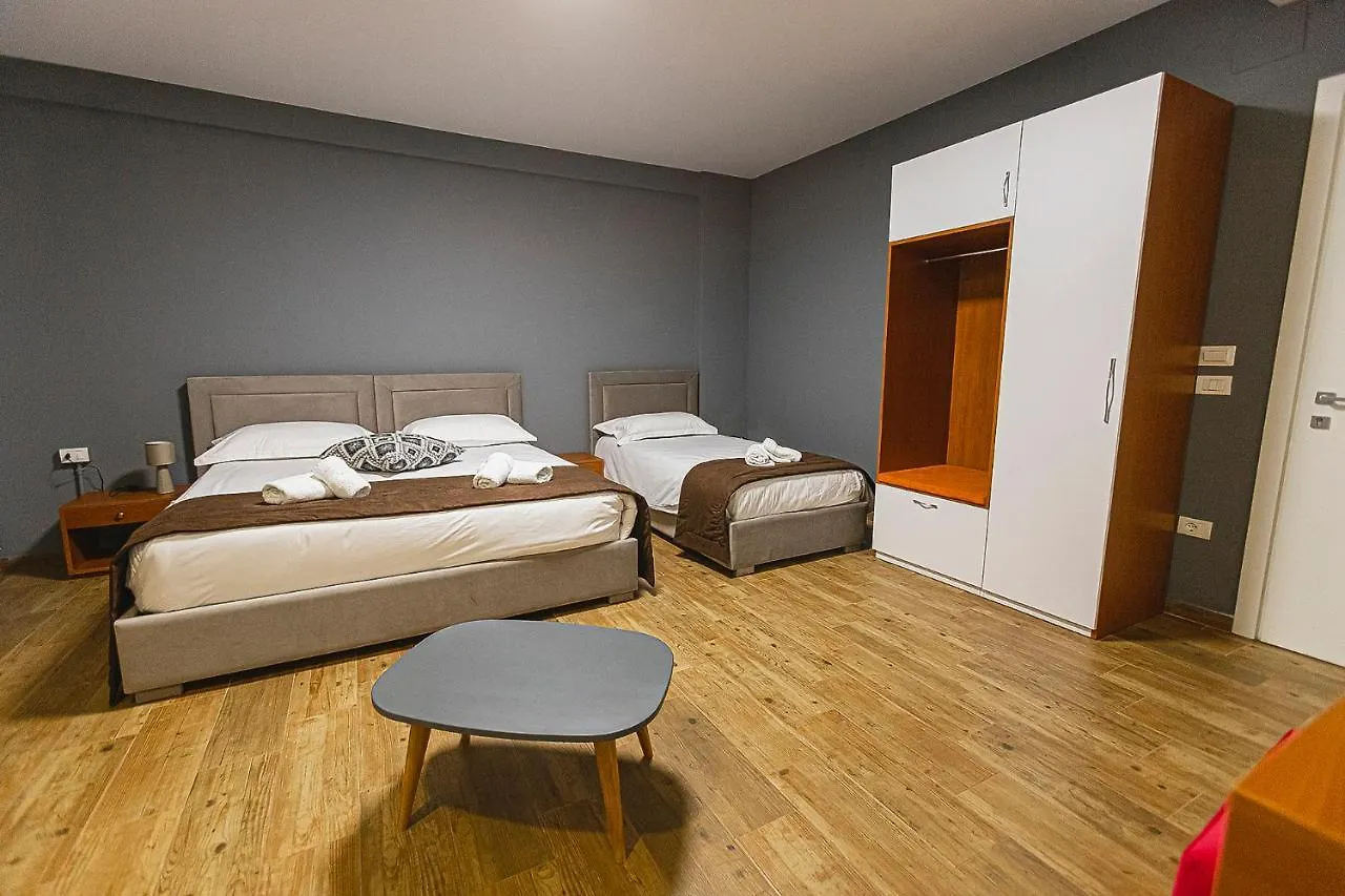 Olivar Hotel Tiran Arnavutluk